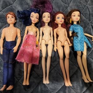 Disney Descendants dolls lot